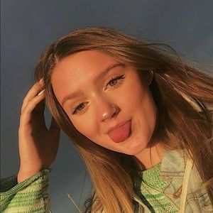 Meet your Posher, Victoria